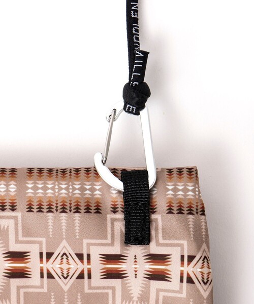 PENDLETON（ペンドルトン）の「【PENDLETON/ ペンドルトン】LOGOTAPE TOTE 233030（トートバッグ・メンズ・ブラック/ベージュ・FREE）」の13枚目の写真