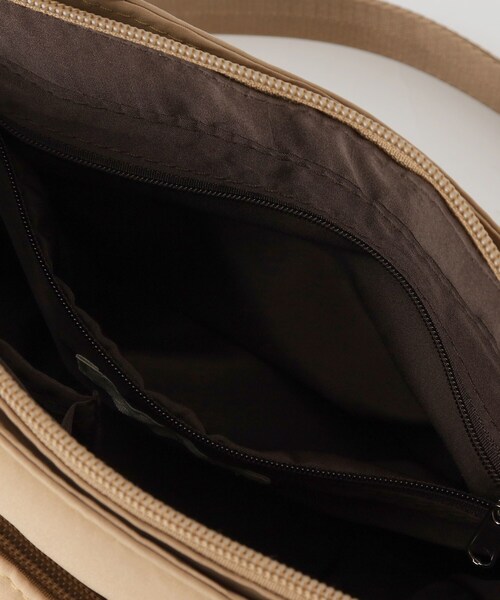 SHOO・LA・RUE（シューラルー）の「◆ポケットキルトショルダーバッグ（ショルダーバッグ・レディース・ブラック/ベージュ/ブルー・00）」の11枚目の写真