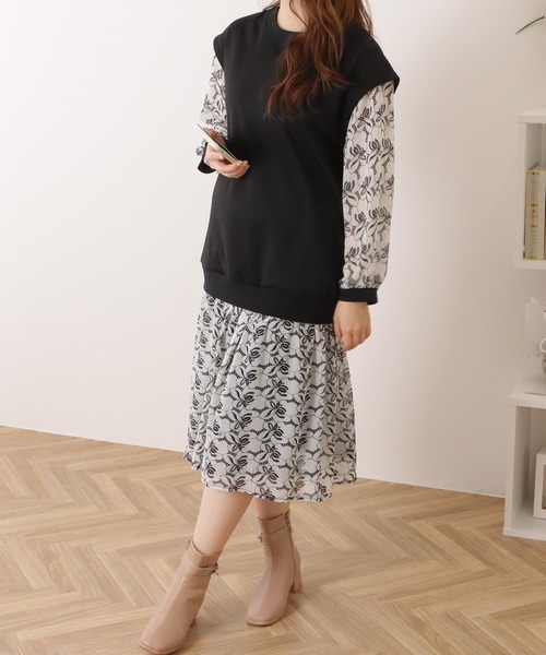 Lace Ladies(レースレディース)の「ニット レイヤード ボタニカル柄 フレア ワンピース(ワンピース・レディース・ブラック・M/XL)」の2枚目の写真