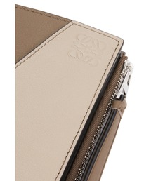 LOEWE ロエベ パズル スリム コンパクト ウォレット クラシックカーフ m42304903627_1.jpg?1732075343