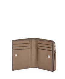 LOEWE（ロエベ）の「パズル スリム コンパクトウォレット（クラシック