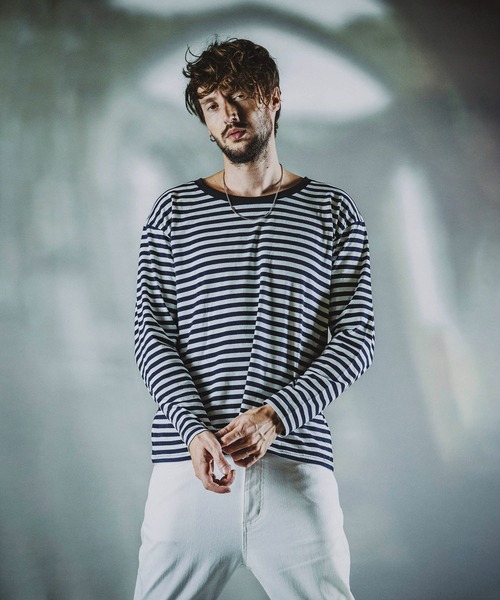 NO ID.（ノーアイディ）の「【NO ID.】Border U-Neck Long T-Shirt / ボーダー Uネック ロンT（Tシャツ/カットソー・メンズ・ブラック/ネイビー/グレー・1/2）」の5枚目の写真