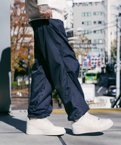 Subciety（サブサエティ）の「TUCK NYLON PANTS（その他パンツ・メンズ・ネイビー/パープル/ブラック/グレー・SMALL/MEDIUM/LARGE/X-LARGE/XX-LARGE）」の19枚目の写真