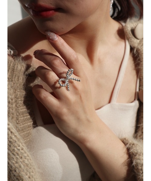 JUMELLE(ジュメロ)の「pearl ribbon ring(リング・レディース・シルバー・FREE)」の19枚目の写真