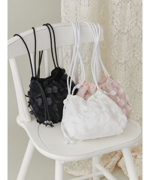 merry jenny（メリージェニー）の「お花咲いたポシェット（ショルダーバッグ・レディース・ブラック/ピンク/オフホワイト・FREE）」の3枚目の写真