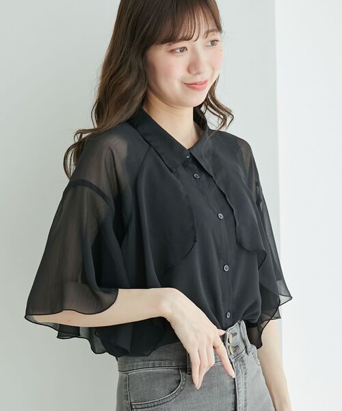 MAJESTIC LEGON(マジェスティックレゴン)の「シアーケープブラウス(シャツ/ブラウス・レディース・グレー/A/ホワイト系その他2/アイボリー/ブラック/ホワイト系その他/グレー系その他・MEDIUM)」の5枚目の写真