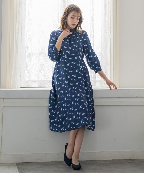 ketty（ケティ）の「フラワープリントギャザーフレアワンピース（ワンピース・レディース・アイボリー/ダークネイビー・M）」の14枚目の写真