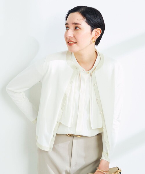 NOLLEY’S Sophi(ノーリーズソフィ)の「《手洗い可能》ラメ配色クルーネックカーディガン(カーディガン/ボレロ・レディース・シルバー/ブラック/ゴールド/サーモンピンク・38/36)」の4枚目の写真