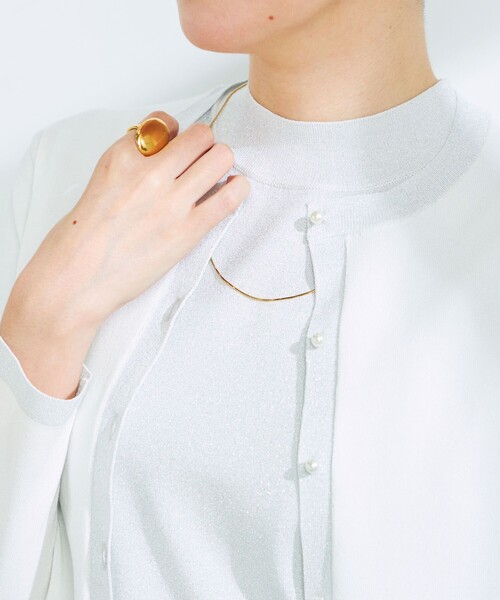 NOLLEY’S Sophi(ノーリーズソフィ)の「《手洗い可能》ラメ配色クルーネックカーディガン(カーディガン/ボレロ・レディース・シルバー/ブラック/ゴールド/サーモンピンク・38/36)」の10枚目の写真