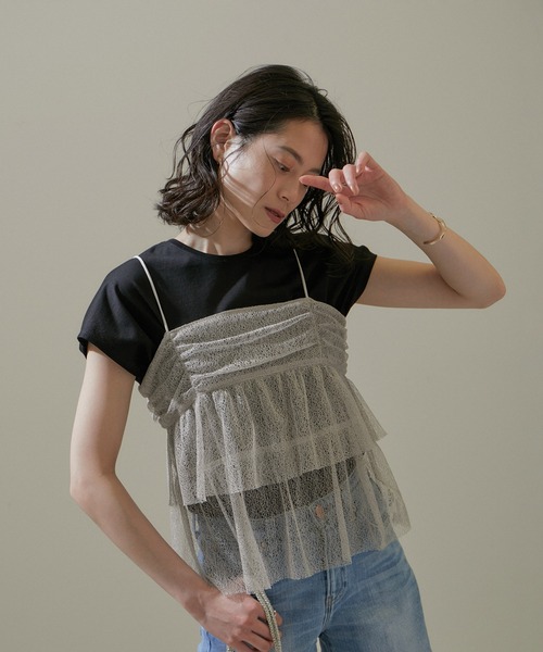 SALON adam et rope'（サロン アダム エ ロペ）の「【WEB限定】2WAYメロンチュールキャミソール/ビスチェ（キャミソール・レディース・ブラック/ブラウン・FREE）」の11枚目の写真