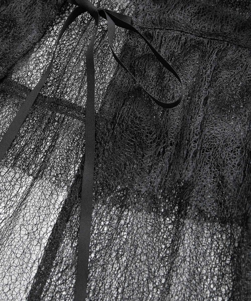 SALON adam et rope'（サロン アダム エ ロペ）の「【WEB限定】2WAYメロンチュールキャミソール/ビスチェ（キャミソール・レディース・ブラック/ブラウン・FREE）」の19枚目の写真