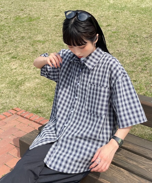 Chillfar（チルファー）の「チェック柄半袖シャツ（シャツ/ブラウス・レディース・ネイビー/ブラウン/ブラック・FREE）」の7枚目の写真