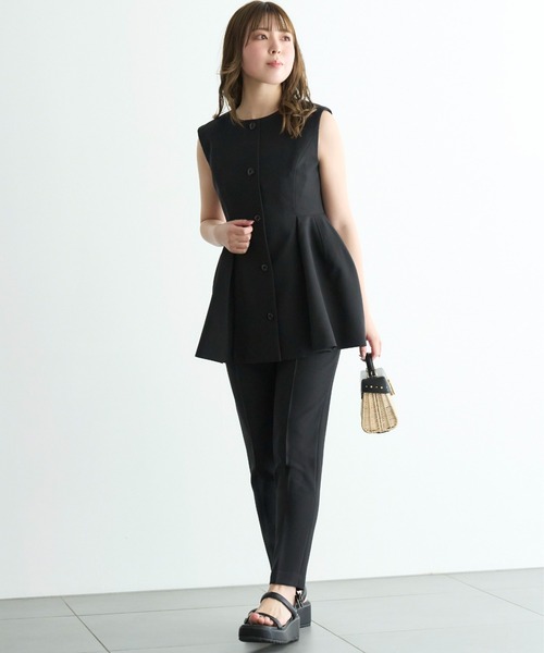 CELFORD（セルフォード）の「ペプラムセットアップ（ワンピース・レディース・ブラック/ベージュ/グレー・38/36）」の2枚目の写真