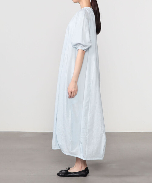 Bshop(ビショップ)の「eunoia | コットン ボリュームワンピース WOMEN(ワンピース・レディース・ブルー/ブラック・M)」の4枚目の写真