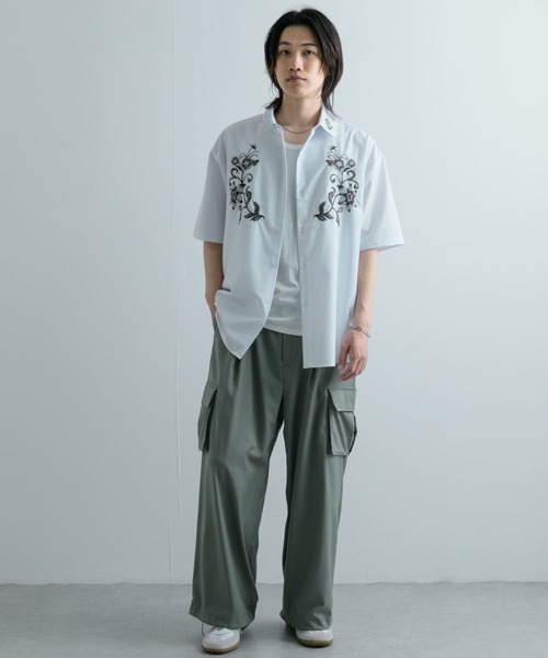 SENSE OF PLACE by URBAN RESEARCH(センスオブプレイスバイアーバンリサーチ)の「ボタニカルシシュウシャツ(5分袖)(シャツ/ブラウス・メンズ・ホワイト/ブラック/グレー・LARGE/MEDIUM)」の12枚目の写真