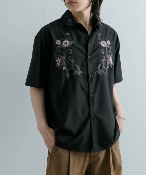 SENSE OF PLACE by URBAN RESEARCH（センスオブプレイスバイアーバンリサーチ）の「ボタニカルシシュウシャツ(5分袖)（シャツ/ブラウス・メンズ・ホワイト/ブラック/グレー・LARGE/MEDIUM）」の18枚目の写真