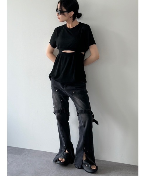 duei（デュイ）の「ウエストスリットデザインTシャツ（Tシャツ/カットソー・レディース・ブラック/オフホワイト・FREE）」の22枚目の写真