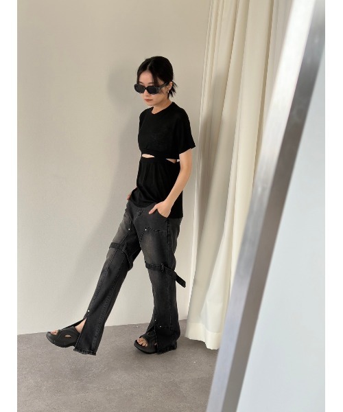 duei（デュイ）の「ウエストスリットデザインTシャツ（Tシャツ/カットソー・レディース・ブラック/オフホワイト・FREE）」の17枚目の写真