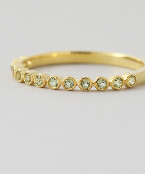 SLOBE IENA（スローブイエナ）の「Pondichery/ポンディシェリ ハーフエタニティリング（リング・レディース・スカイブルー/ホワイト系その他/ライトグリーン/レッド/その他2・3/10）」の10枚目の写真