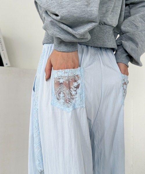 CLEA（クレア）の「レースシアーラインパンツ（その他パンツ・レディース・アイボリー/ライトブルー・M）」の2枚目の写真