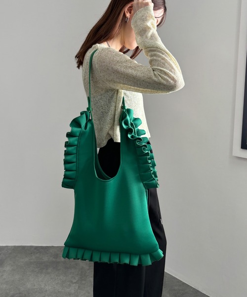 【ZOZO限定カラー】フリルデザイン2wayバッグ(comochi select) / ポンチ フリルバッグ ショルダーバッグ トートバッグ ハンドバッグ マルシェバッグ（トートバッグ）｜ISOOK（アイスー）