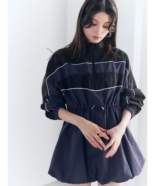 MURUA（ムルーア）の「トラックバルーンミニワンピース（ワンピース・レディース・ネイビー/レッド/ブラック・FREE）」の6枚目の写真