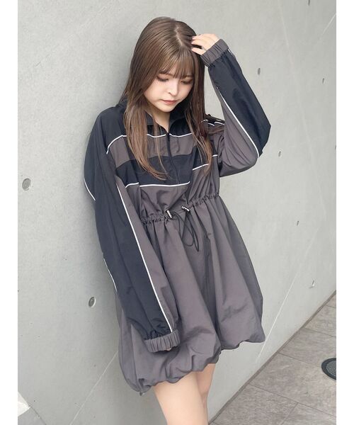 MURUA（ムルーア）の「トラックバルーンミニワンピース（ワンピース・レディース・ネイビー/レッド/ブラック・FREE）」の14枚目の写真