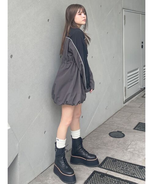 MURUA（ムルーア）の「トラックバルーンミニワンピース（ワンピース・レディース・ネイビー/レッド/ブラック・FREE）」の16枚目の写真