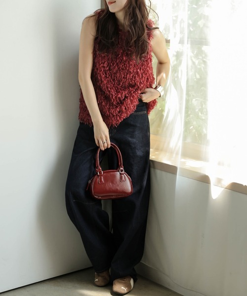 AMELY(エミリー)の「フェザーフリンジノースリーブチュニック(タンクトップ・レディース・ピンク/ホワイト/ブラック/グレー/レッド・フリー)」の22枚目の写真