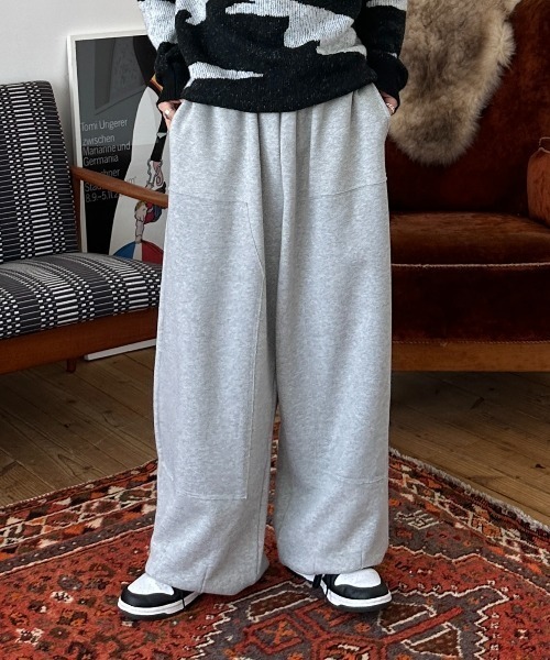 ADAMASTE(アダマスト)の「double knee draw cord sweat pants - ダブルニードローコードスウェットパンツ(スウェット・メンズ・グレー/ブラック/ブラウン・MEDIUM/LARGE)」の8枚目の写真