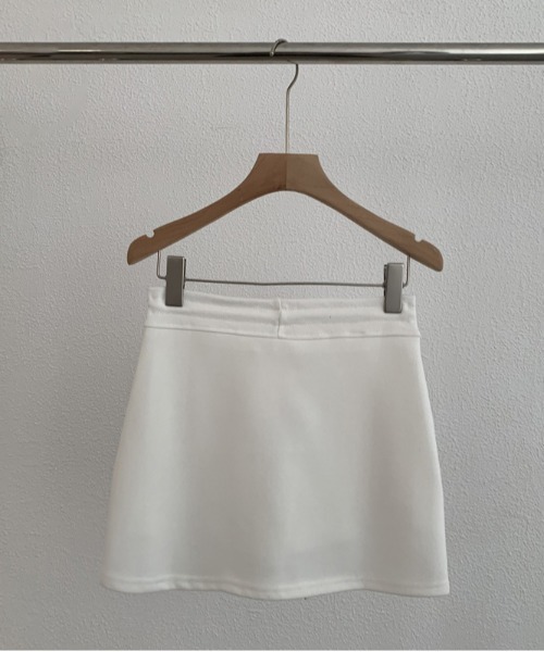 Jasmine Grandiflorum(ジャスミングランディフローラム)の「【Jasmine】スウェットミニスカート(スカート・レディース・ブラック/グレー/ホワイト・MEDIUM/LARGE/SMALL)」の14枚目の写真