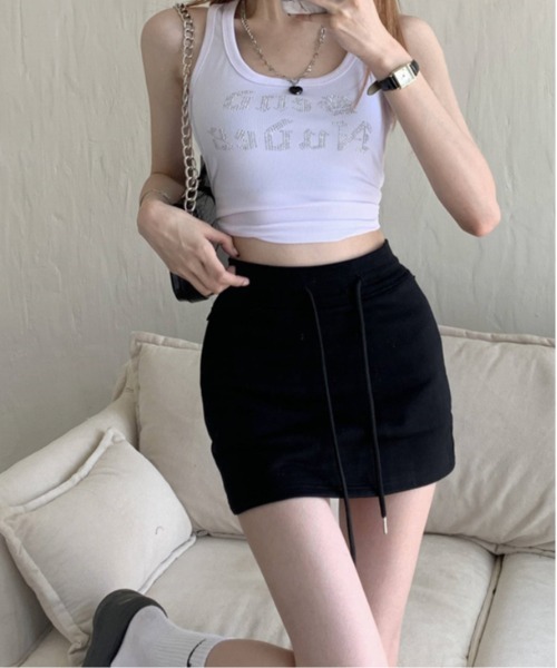 Jasmine Grandiflorum(ジャスミングランディフローラム)の「【Jasmine】スウェットミニスカート(スカート・レディース・ブラック/グレー/ホワイト・MEDIUM/LARGE/SMALL)」の4枚目の写真