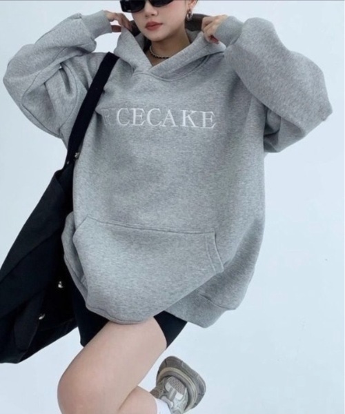 CREARE -LINO-(クレアーレリノ)の「新色追加<ユニセックス商品> フラワー刺繍トップス/フーディー/パーカー(パーカー・レディース・ブラック/グレー/チャコールグレー/ベージュ/オフホワイト・MEDIUM/LARGE/X-LARGE/XX-LARGE)」の18枚目の写真