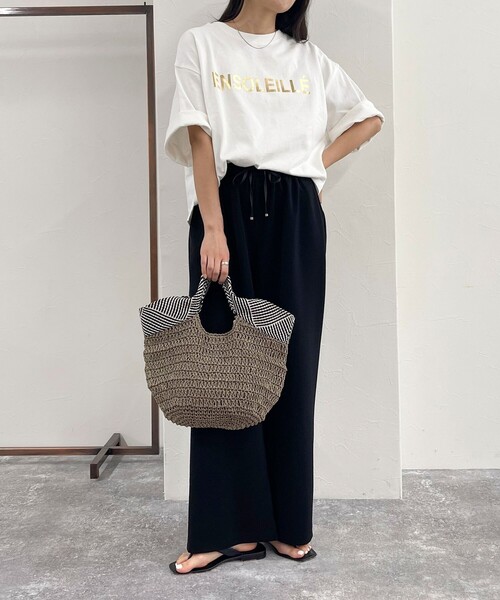 fredy emue（フレディエミュ）の「ヘビー天竺ロゴクロップドTシャツ（Tシャツ/カットソー・レディース・オフホワイト/グレー/ベージュ・38）」の4枚目の写真