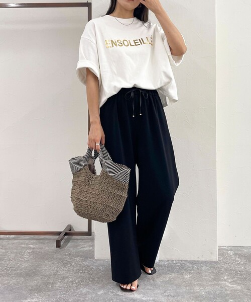 fredy emue（フレディエミュ）の「ヘビー天竺ロゴクロップドTシャツ（Tシャツ/カットソー・レディース・オフホワイト/グレー/ベージュ・38）」の7枚目の写真