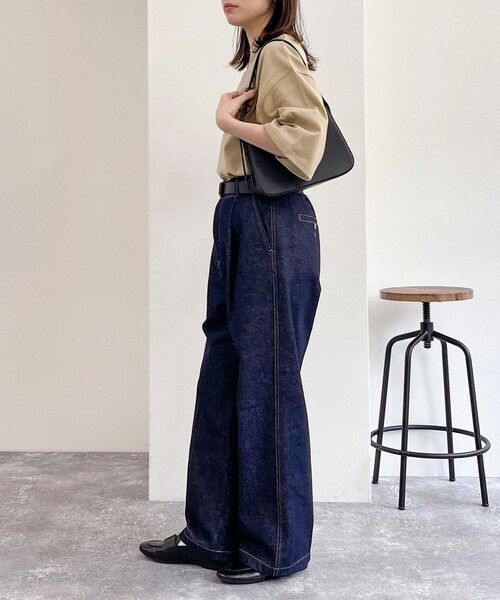 fredy emue（フレディエミュ）の「ヘビー天竺ロゴクロップドTシャツ（Tシャツ/カットソー・レディース・オフホワイト/グレー/ベージュ・38）」の19枚目の写真