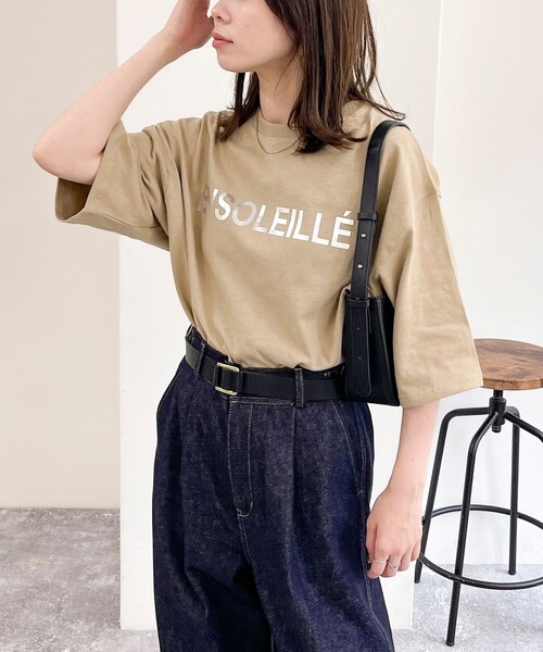 fredy emue（フレディエミュ）の「ヘビー天竺ロゴクロップドTシャツ（Tシャツ/カットソー・レディース・オフホワイト/グレー/ベージュ・38）」の21枚目の写真