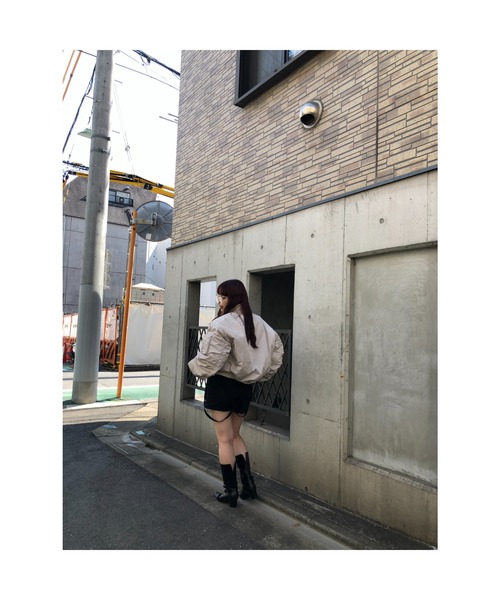 LAGUA GEM（ラグアジェム）の「BIG POCKET MA-1（MA-1・レディース・チャコールグレー/カーキ/アイボリー・FREE）」の17枚目の写真