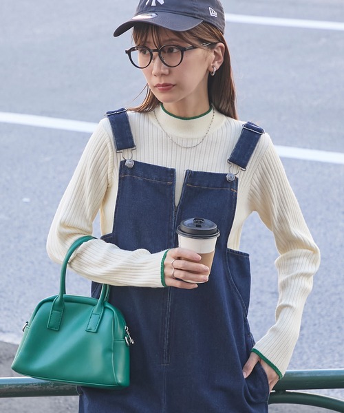 BONLECILL(ボンルシール)の「【至福のカヌレニット】配色パイピングハイネックリブニットプルオーバー(ニット/セーター・レディース・ブラック系1/レッド/アイボリー/ブラック/杢グレー/チャコールグレー/ブラック系その他/ブラウン/ボルドー/グリーン/アイボリー系1/ブラック×ホワイト/ネイビー・M/L)」の9枚目の写真