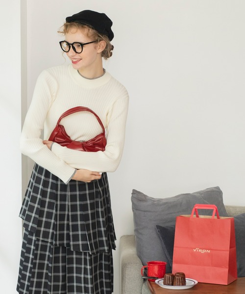 BONLECILL（ボンルシール）の「【至福のカヌレニット】配色パイピングハイネックリブニットプルオーバー（ニット/セーター・レディース・ブラック系1/レッド/アイボリー/ブラック/杢グレー/チャコールグレー/ブラック系その他/ブラウン/ボルドー/グリーン/アイボリー系1/ブラック×ホワイト/ネイビー・M/L）」の21枚目の写真