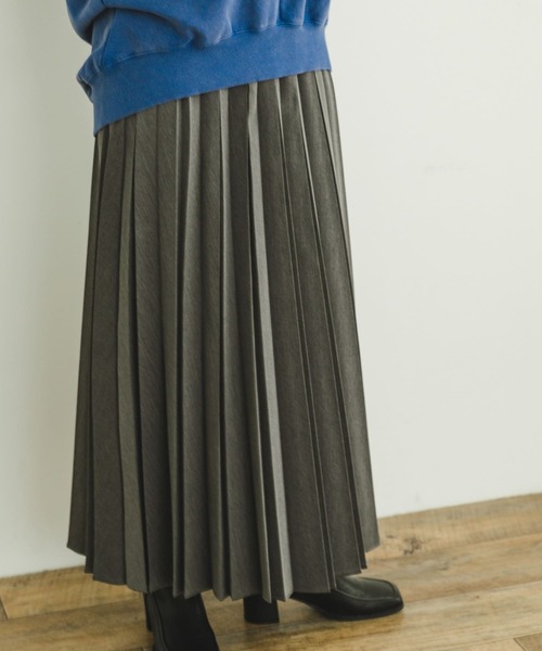 ITEMS URBANRESEARCH（アイテムズ アーバンリサーチ）の「アコーディオンプリーツスカート（スカート・レディース・ブラック/グレー・FREE）」の17枚目の写真