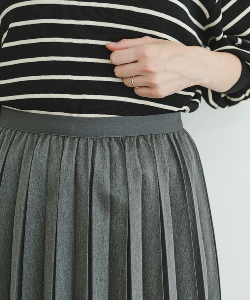 ITEMS URBANRESEARCH（アイテムズ アーバンリサーチ）の「アコーディオンプリーツスカート（スカート・レディース・ブラック/グレー・FREE）」の3枚目の写真