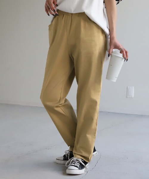 HUG.U(ハグユー)の「進化系テーパードパンツ(チノパンツ・レディース・サンドベージュ/ダークグレー/ブラック/カーキ/ライトベージュ・M(レギュラー丈)/M(トール丈)/L(レギュラー丈)/L(トール丈)/XL(レギュラー丈)/XL(トール丈)/2XL(レギュラー丈)/2XL(トール丈))」の17枚目の写真