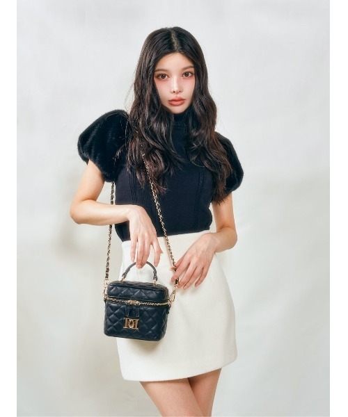 Darich（ダーリッチ）の「キルティングスクエアミニバッグ(ゴールドパーツ)（ハンドバッグ・レディース・ホワイト/ピンク/サックスブルー/ブラック/ベージュ・FREE）」の21枚目の写真