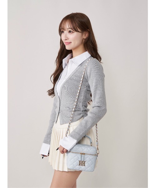 Darich（ダーリッチ）の「キルティングスクエアミニバッグ(ゴールドパーツ)（ハンドバッグ・レディース・ホワイト/ピンク/サックスブルー/ブラック/ベージュ・FREE）」の12枚目の写真