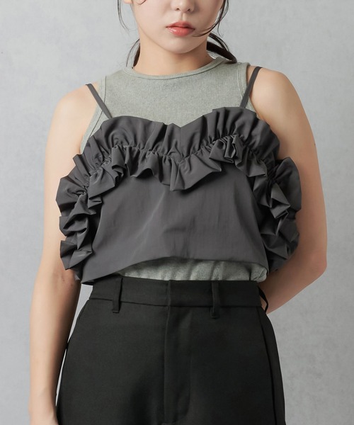 Lull（ルル）の「【Lull / ルル】フリルオフショルキャミビスチェ（キャミソール・レディース・チャコール/キナリ/ブラック・ONESIZE）」の10枚目の写真