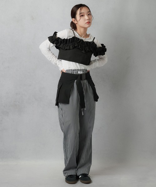 Lull（ルル）の「【Lull / ルル】フリルオフショルキャミビスチェ（キャミソール・レディース・チャコール/キナリ/ブラック・ONESIZE）」の14枚目の写真