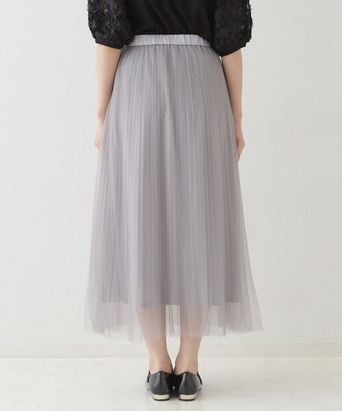 couture brooch(クチュールブローチ)の「シャイニーチュールプリーツスカート(スカート・レディース・グレー/ベージュ・36/38/40/42)」の19枚目の写真