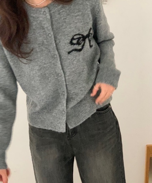 N.s(エヌドットエス)の「リボンモチーフ クルーネックニットカーディガン(カーディガン/ボレロ・レディース・ピンク/アイボリー/グレー/ブラック・FREE)」の12枚目の写真