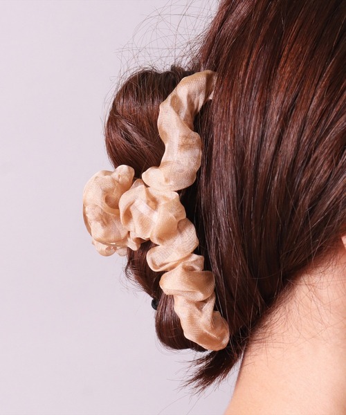 BAYBLO（ベイブロ）の「(SB)オーガンジー シュシュ バンス ヘアクリップ（バレッタ/ヘアクリップ・レディース・グレー/グレイッシュベージュ/ブラック/アイボリー・ONE SIZE）」の9枚目の写真